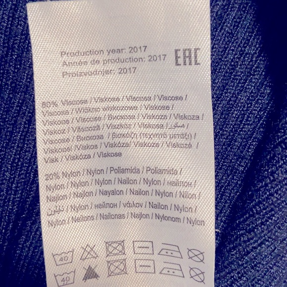 Navy Blue Ribbed Sweater Size Small - Picture 5 of 5